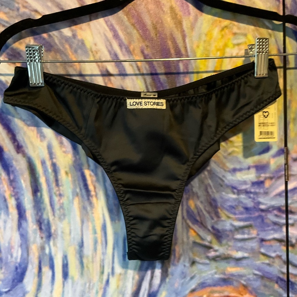 Love Stories, medium black Carl undies